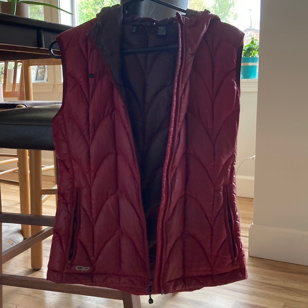 Outdoor Research Aria down vest